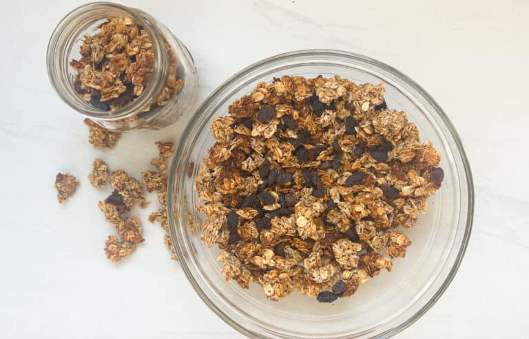 granola in a bowl and mason jar